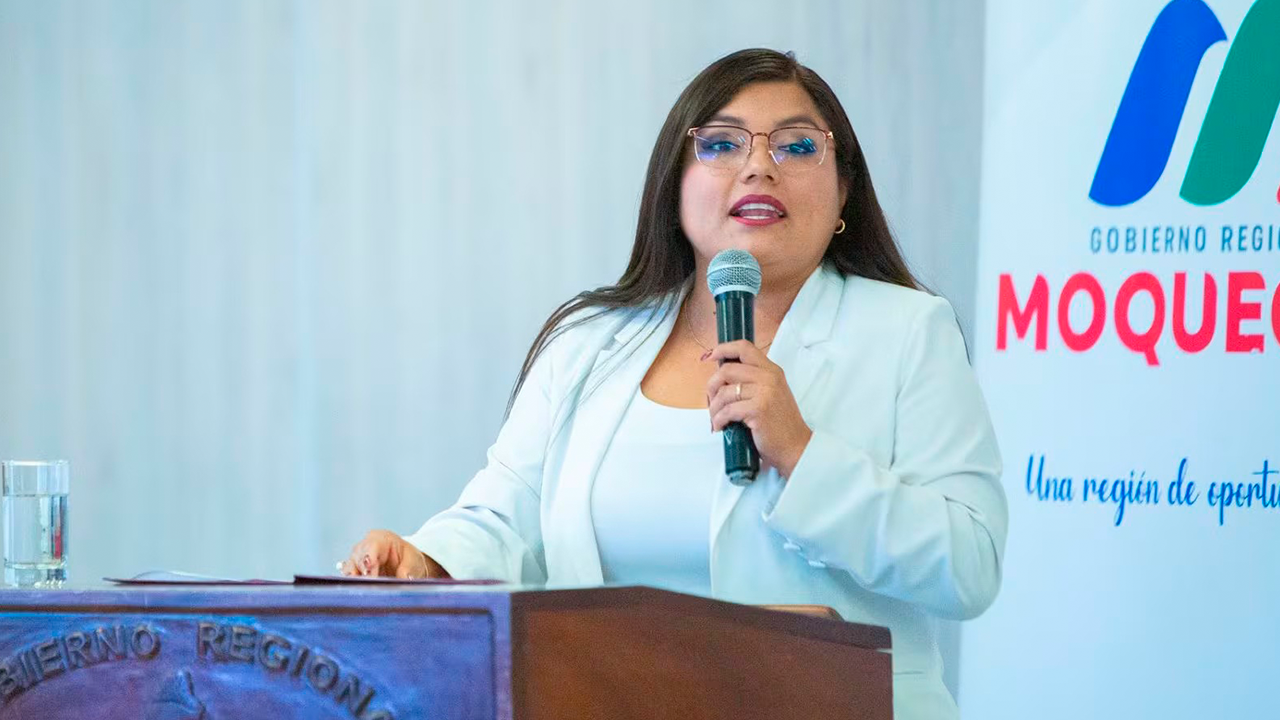 Gobernadora de Moquegua irá a juicio por presunta corrupción en contrataciones públicas